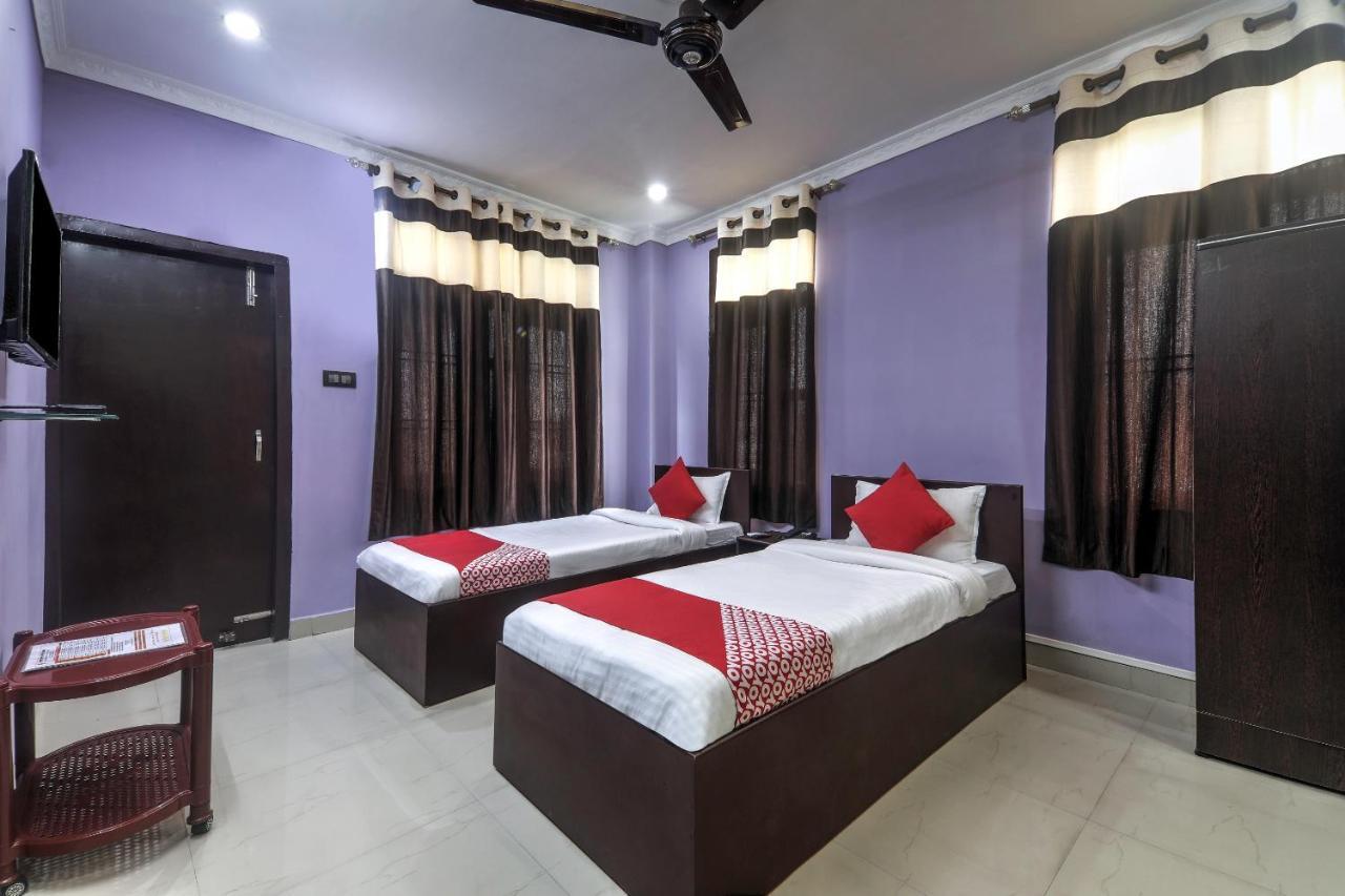 Oyo 13927 Green View Guest House Dispur Eksteriør billede