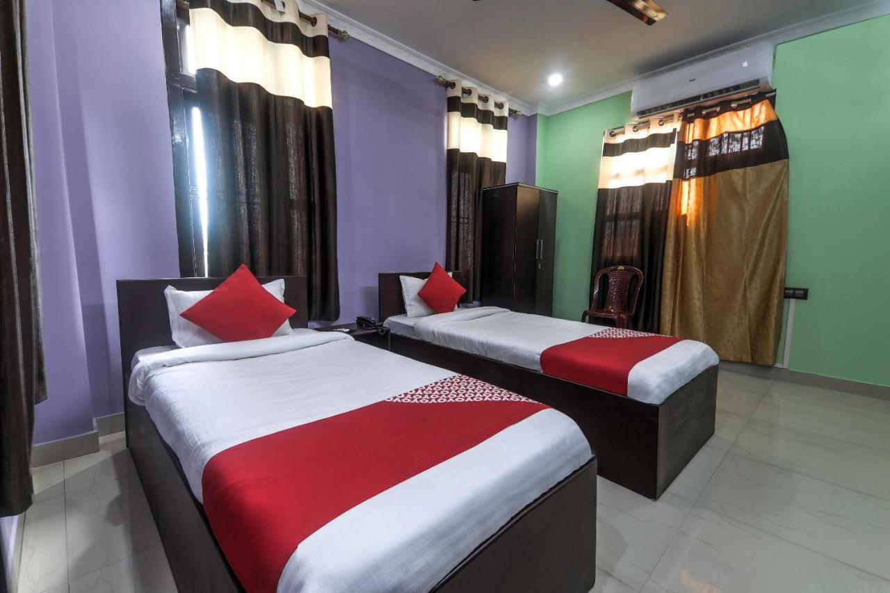 Oyo 13927 Green View Guest House Dispur Eksteriør billede